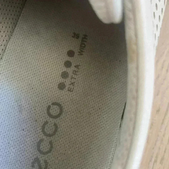 Ecco Golf Womens Golf Shoe White Size 39 Wide - Picture 4 of 6
